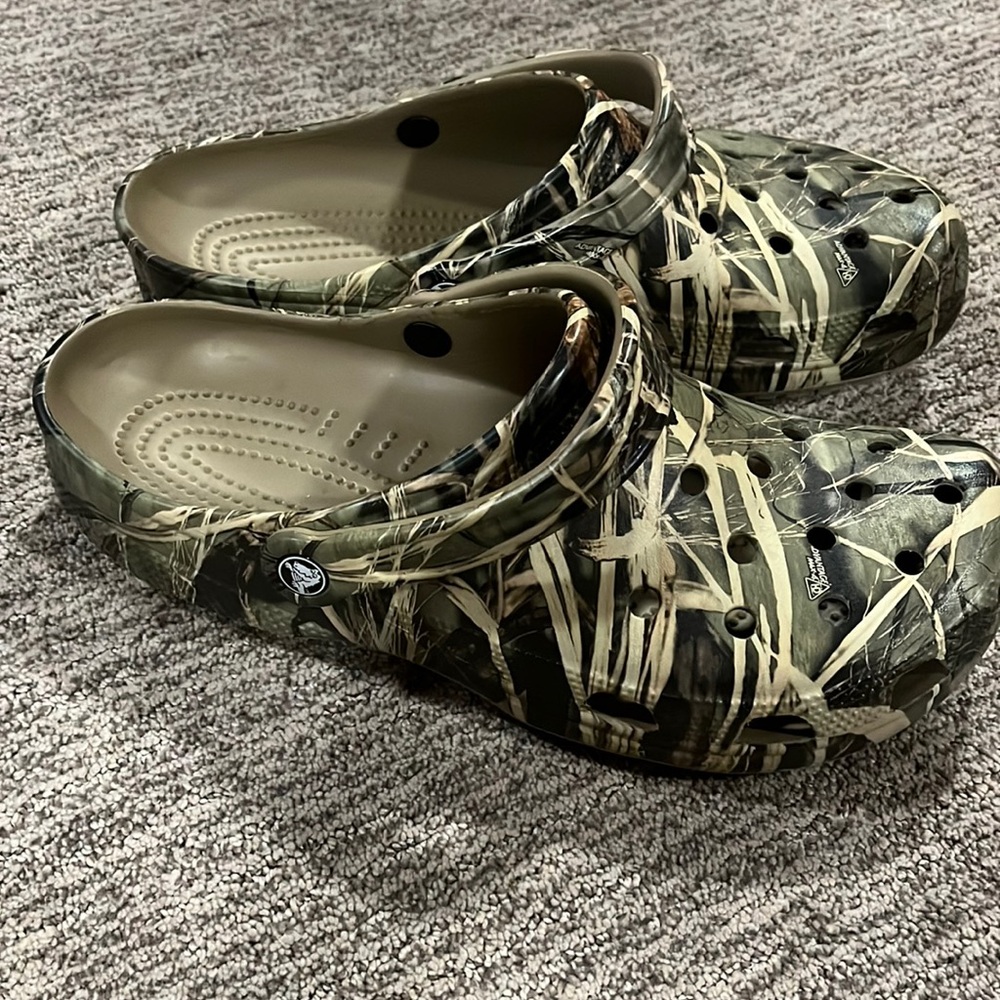 Crocs